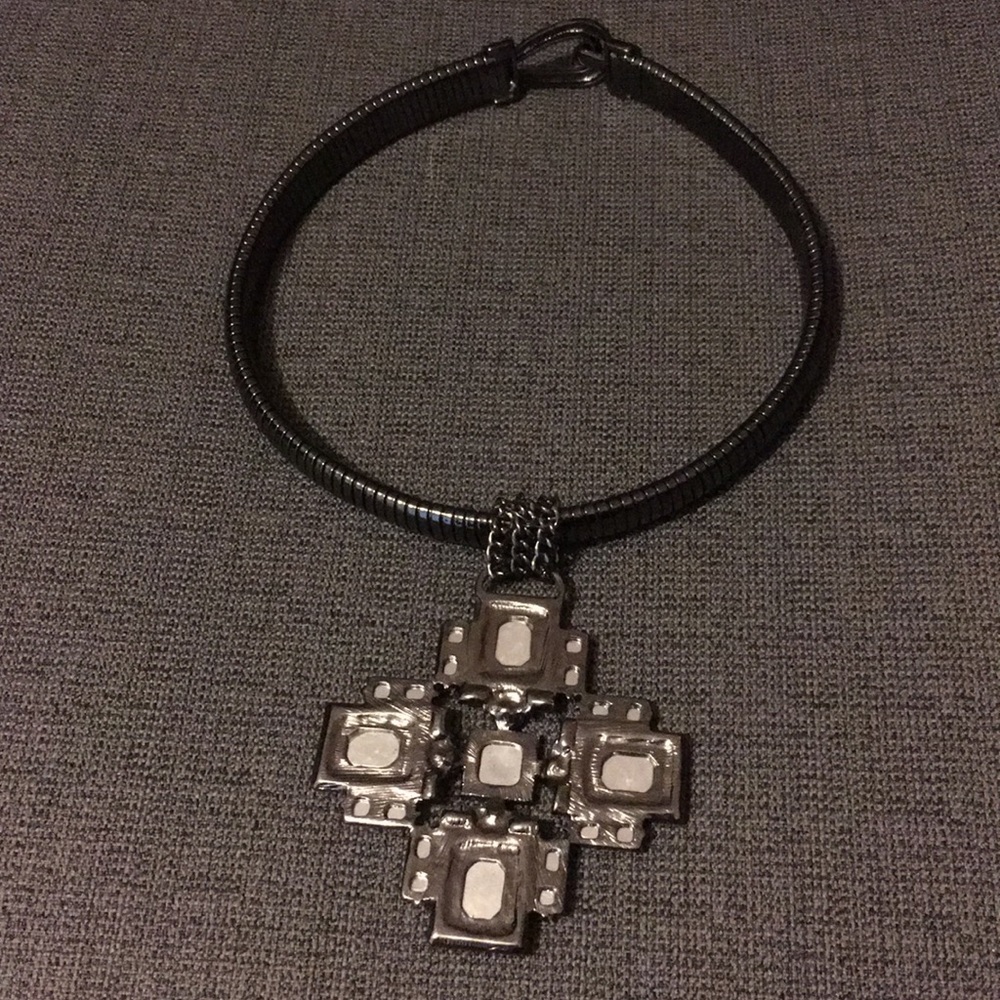 Stunning gothic necklace - Picture 7 of 7
